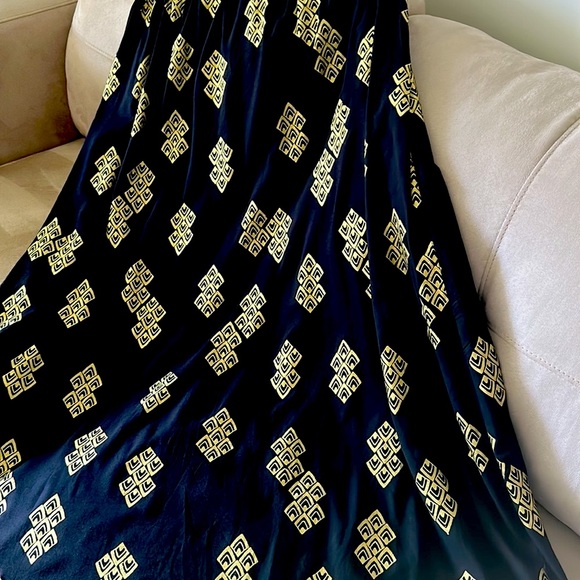 Kahulale’a M size, skinny shoulder strap’s  Black / Gold. Stunning on. - Picture 5 of 5